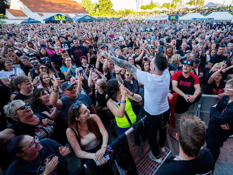 PREMIER YOLO FEST