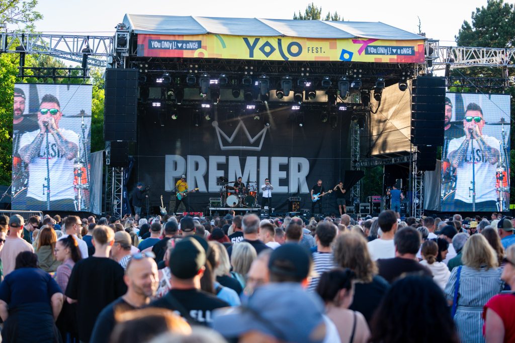PREMIER YOLO FEST