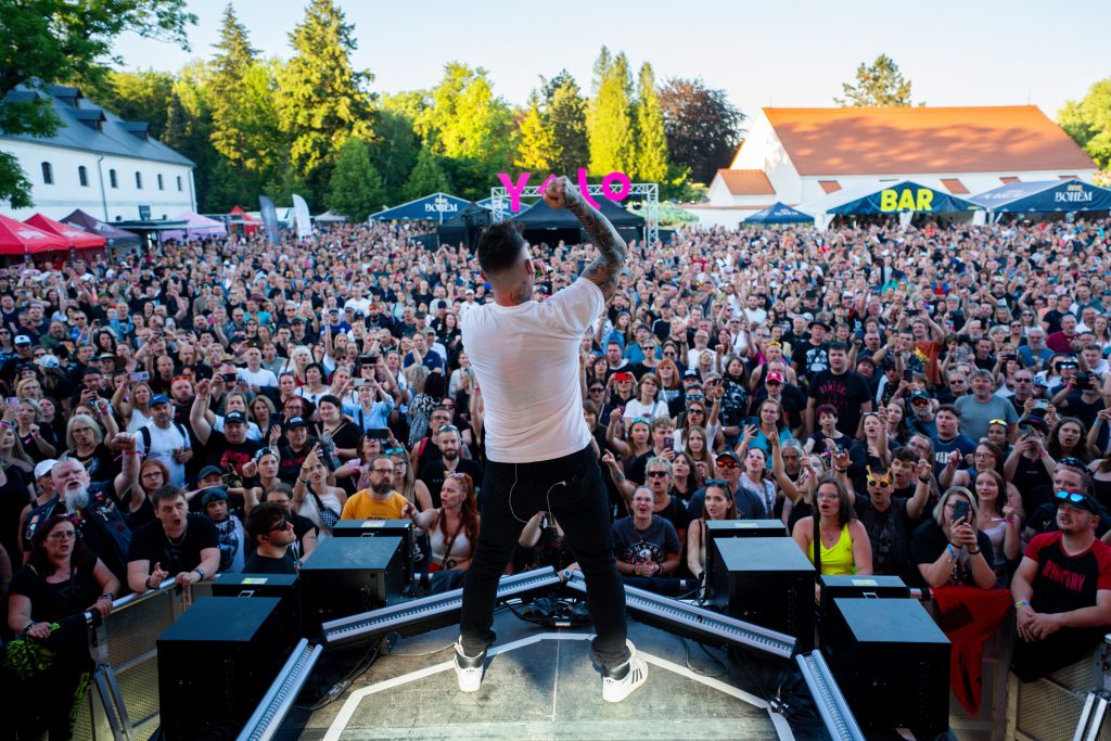 PREMIER YOLO FEST